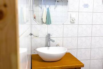 Фото номера Дом с 4 спальнями Загородные дома Kamienna Chata г. Urowo 8